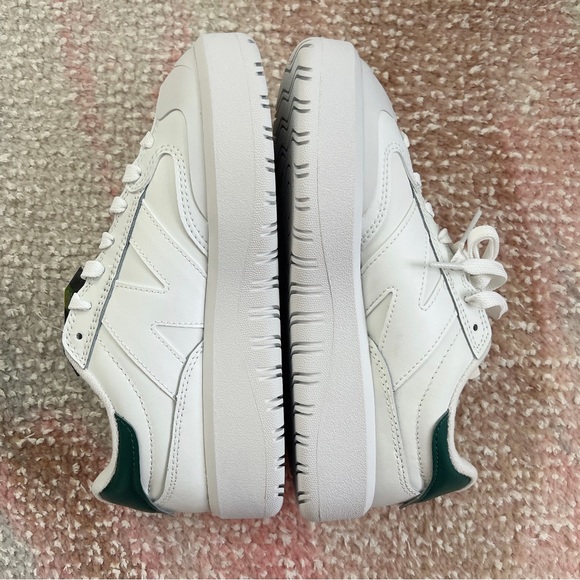 New Balance Women's White Sneakers with Teal Heel - Picture 5 of 10